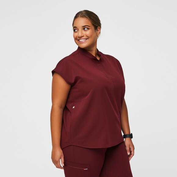 Figs Rafaela Oversized Scrub Top in Burgundy, Size Large - Picture 3 of 9